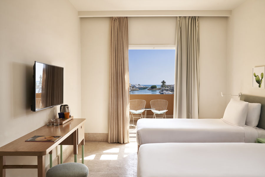 1_Marina View Rooms DE