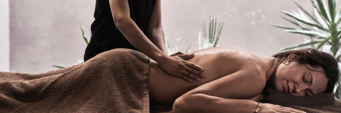 A Five-Star Beachfront Retreat with Urban Designs and a Relaxed Atmosphere