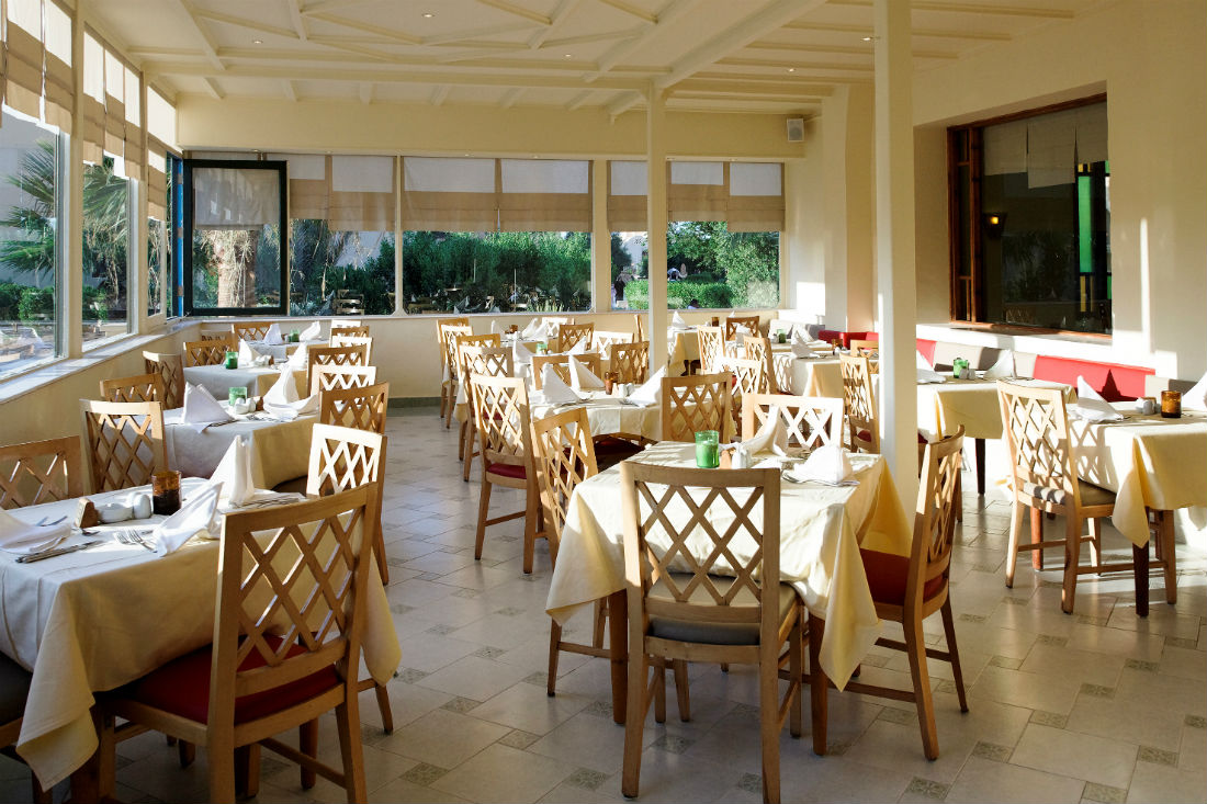 Plaza Restaurant (Opens in High Season)