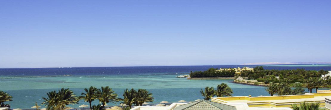 A Beachfront Tuscan Escape